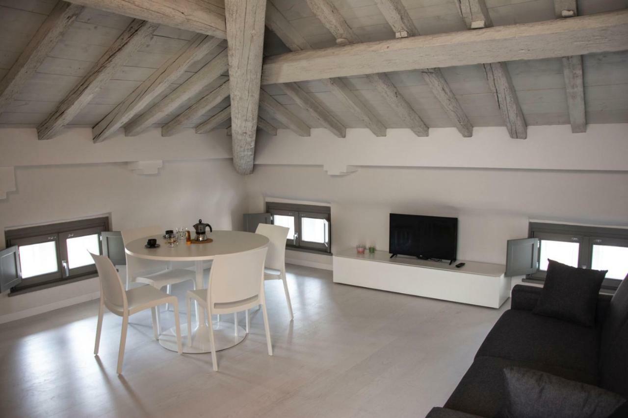 Apartamento Residenza La Torre Mantua Exterior foto